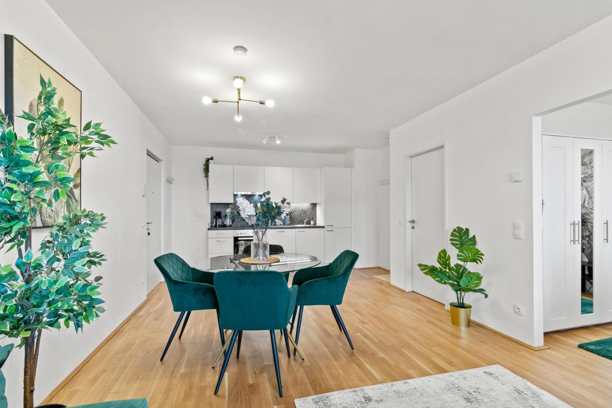 Balcony Apartment I 50 M² I Near City Center Wien Exteriör bild
