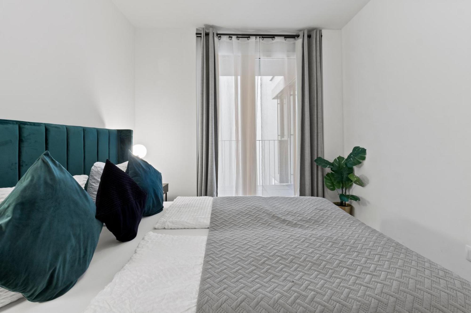 Balcony Apartment I 50 M² I Near City Center Wien Exteriör bild