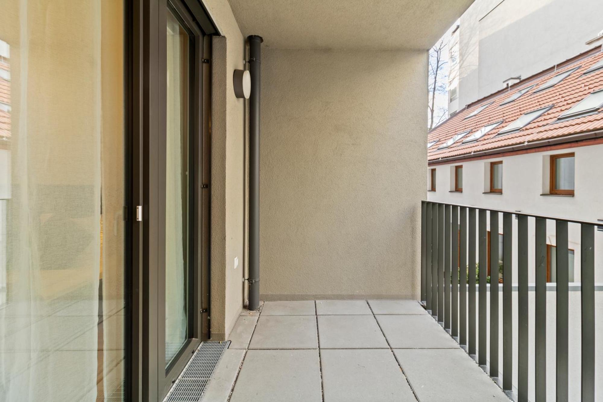 Balcony Apartment I 50 M² I Near City Center Wien Exteriör bild
